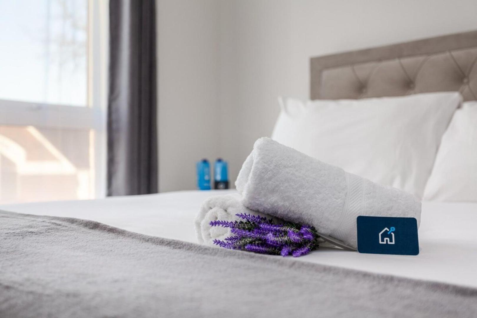 Classy Cricklewood Home ロンドン エクステリア 写真