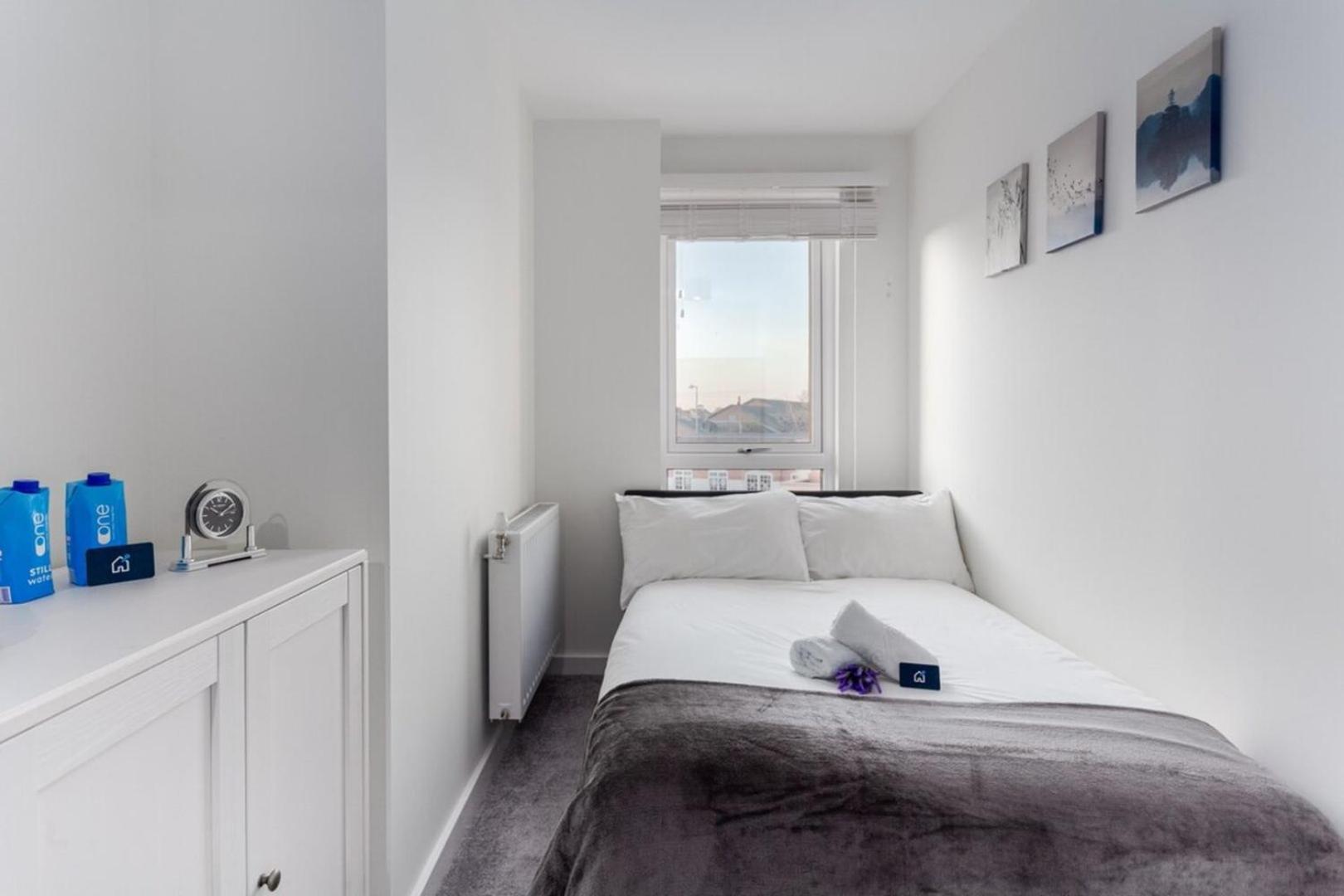 Classy Cricklewood Home ロンドン エクステリア 写真