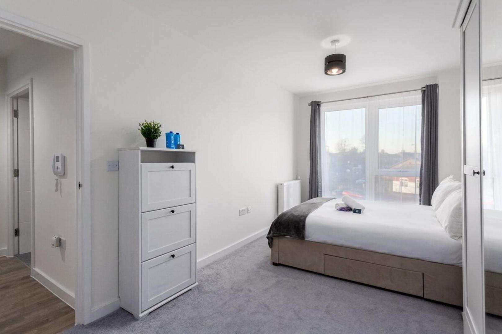 Classy Cricklewood Home ロンドン エクステリア 写真