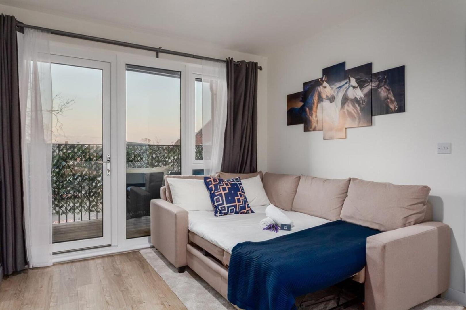 Classy Cricklewood Home ロンドン エクステリア 写真