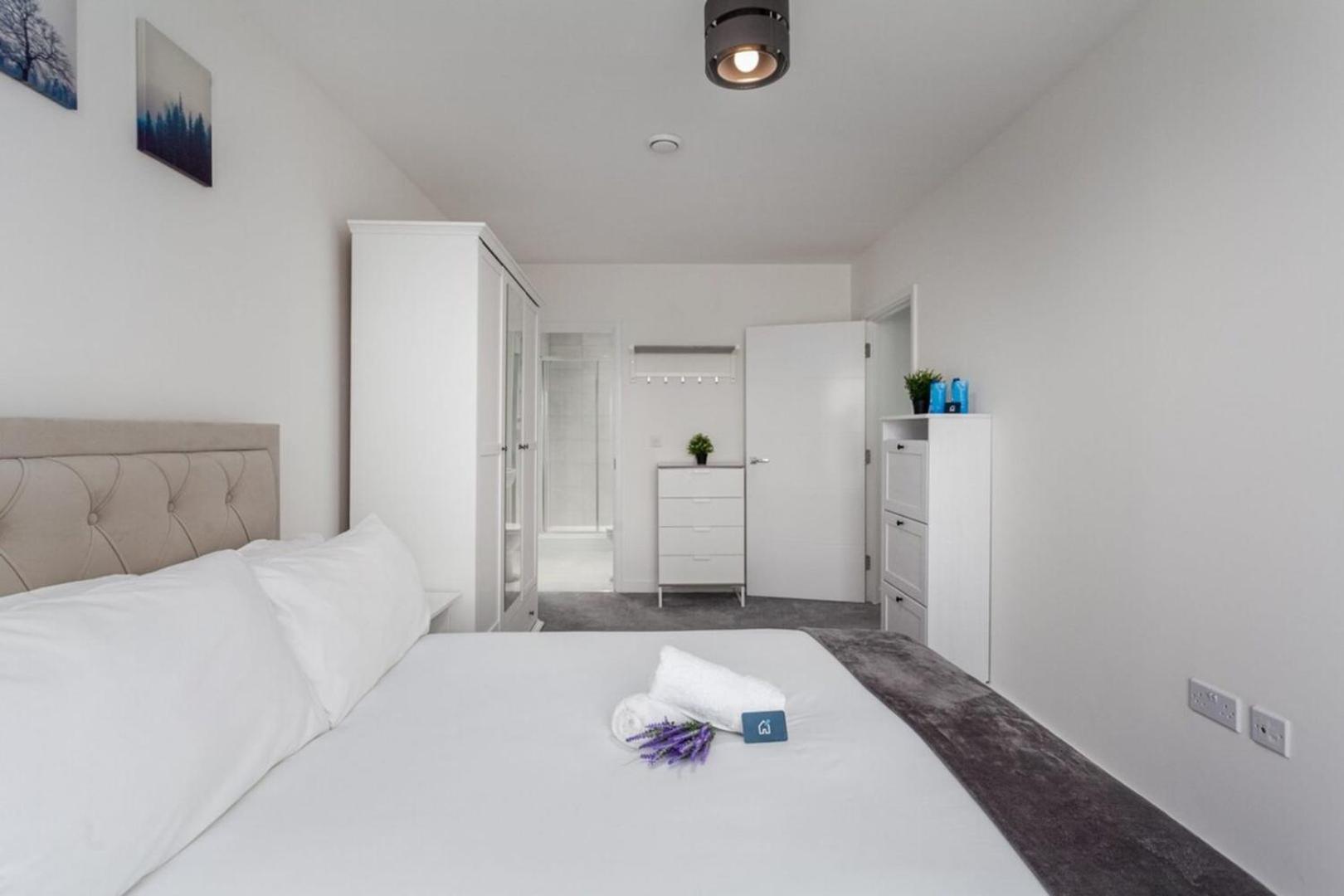 Classy Cricklewood Home ロンドン エクステリア 写真